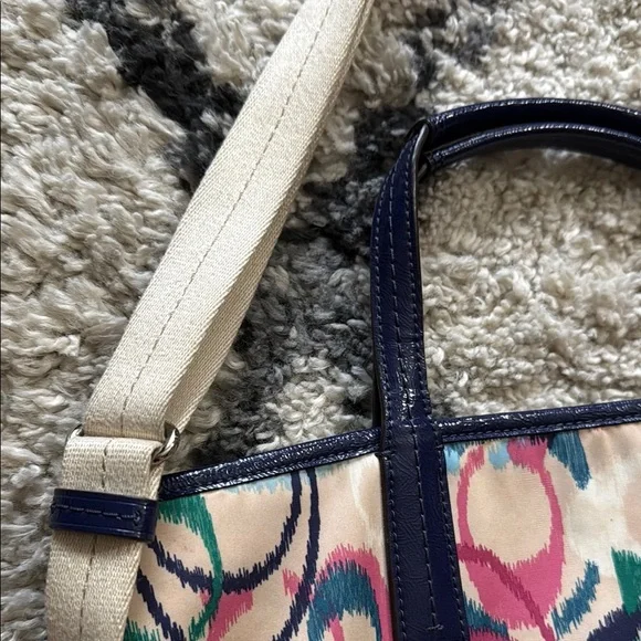 Coach Ikat Multicolor Signature C Patterned Purse - Picture 5 of 13